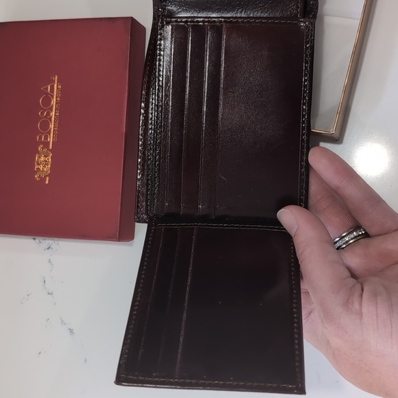 Bosca Dark Brown Leather Bifold Wallet NWOT - Picture 7 of 8